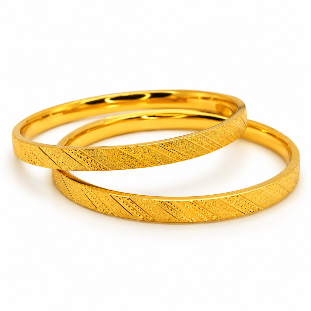 overlapping textured gold plated bangles aa090 (2)