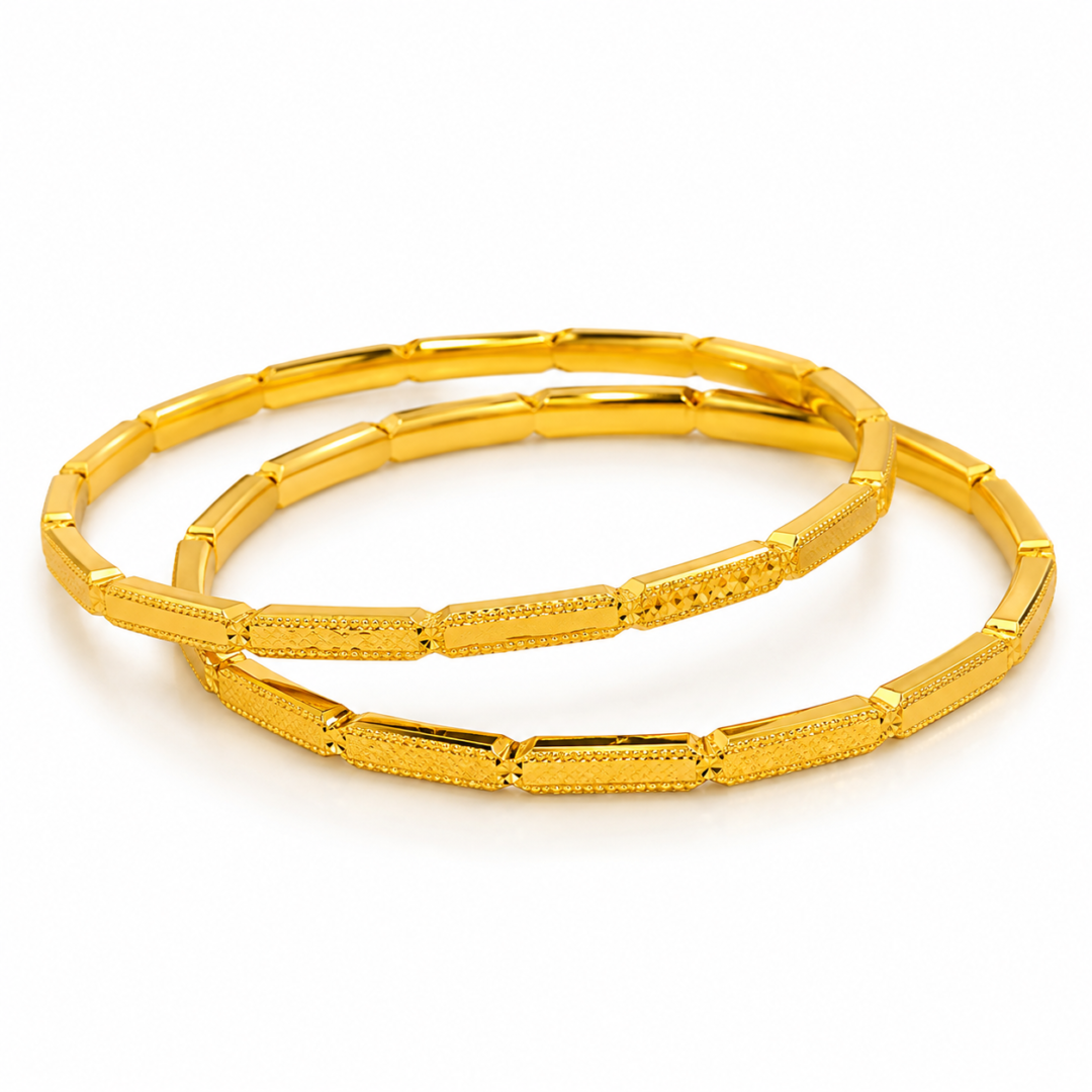 overlapping textured gold plated bangles aa092 (2)